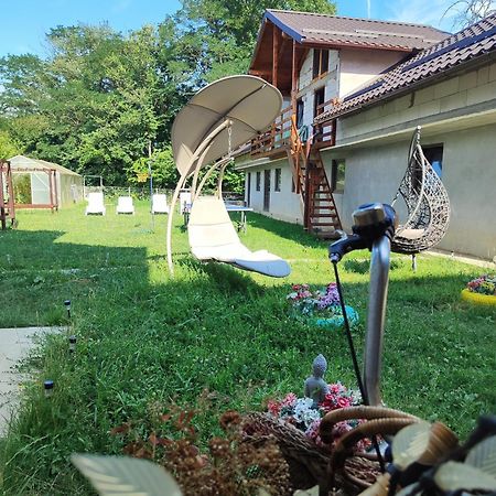 Happy Home Călimăneşti 외부 사진